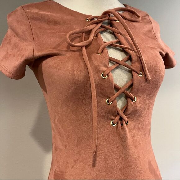 Windsor Tan sexy deep lace up v-neck short sleeve Mini velvet Dress size xs - Picture 4 of 12